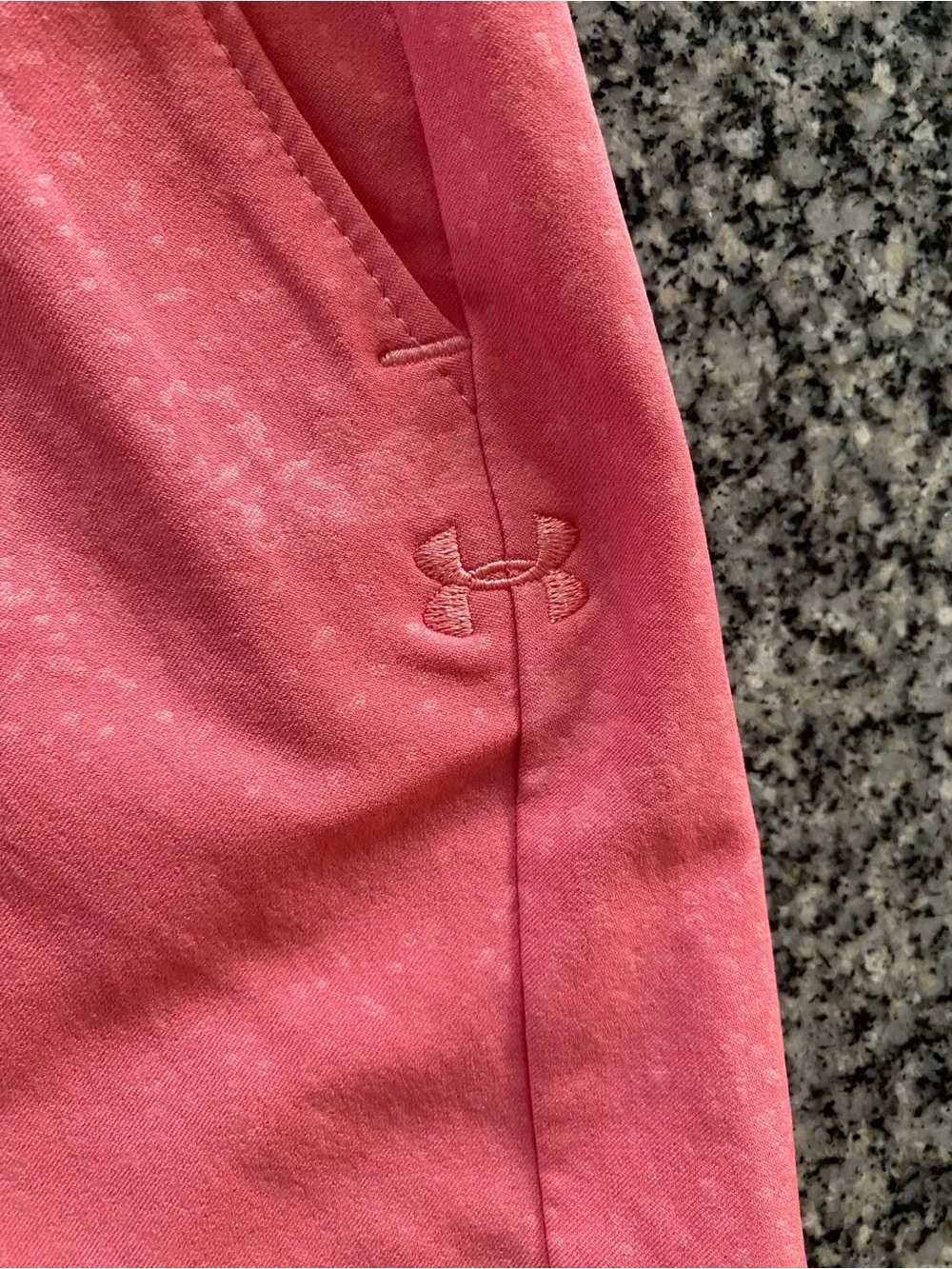 Under Armour NWOT Women’s Pink/Salmon Shorts Size 6
